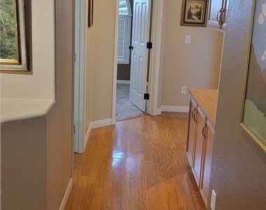 8201 Mountain Heather Court - Photo Thumbnail 24