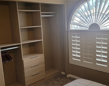 8201 Mountain Heather Court - Photo Thumbnail 32