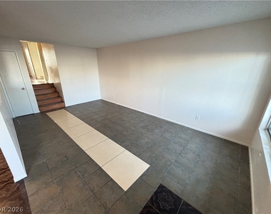 625 N 12th Street - Photo Thumbnail 4