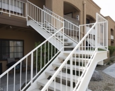 5170 S Jones Boulevard - Photo Thumbnail 18