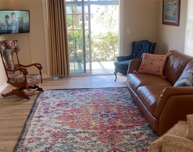 6889 Beverly Glen Avenue - Photo Thumbnail 1