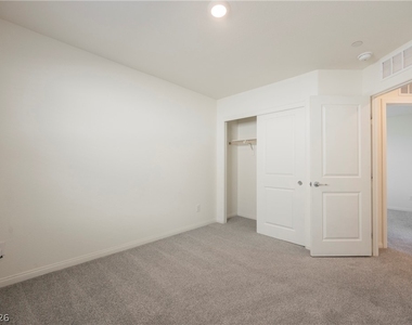 402 Larksong Avenue - Photo Thumbnail 28