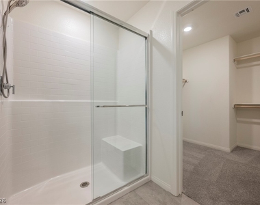 402 Larksong Avenue - Photo Thumbnail 18
