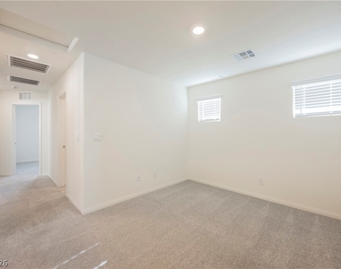 402 Larksong Avenue - Photo Thumbnail 21
