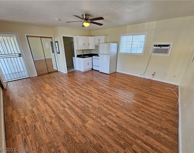 331 S 9th Street - Photo Thumbnail 1