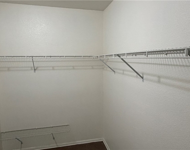 855 N Stephanie Street - Photo Thumbnail 15