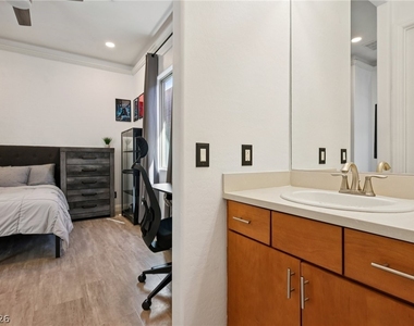 2341 Martinique Avenue - Photo Thumbnail 56