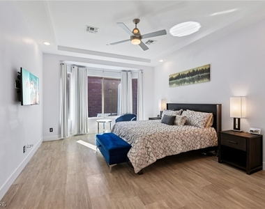 2341 Martinique Avenue - Photo Thumbnail 36