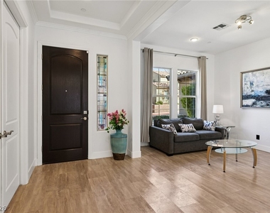 2341 Martinique Avenue - Photo Thumbnail 3