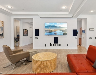 2341 Martinique Avenue - Photo Thumbnail 12