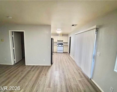 1080 Red Butte Street - Photo Thumbnail 2