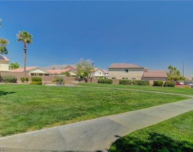 8621 Grand Pine Avenue - Photo Thumbnail 42