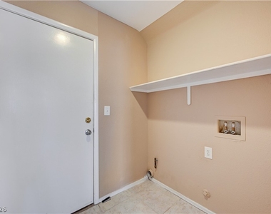 8621 Grand Pine Avenue - Photo Thumbnail 34