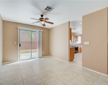 8621 Grand Pine Avenue - Photo Thumbnail 6