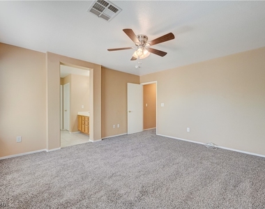 8621 Grand Pine Avenue - Photo Thumbnail 24