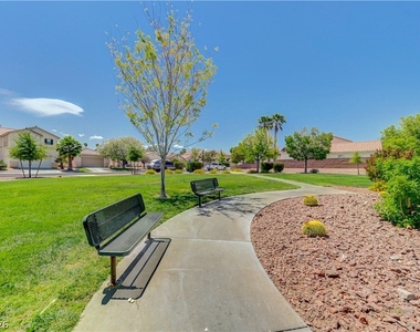 8621 Grand Pine Avenue - Photo Thumbnail 43