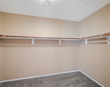 8621 Grand Pine Avenue - Photo Thumbnail 28