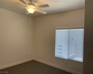 11484 Roaring Peak Drive - Photo Thumbnail 30