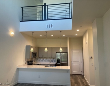 11484 Roaring Peak Drive - Photo Thumbnail 2