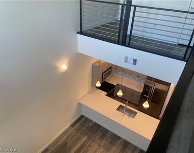 11484 Roaring Peak Drive - Photo Thumbnail 15