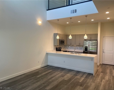 11484 Roaring Peak Drive - Photo Thumbnail 3
