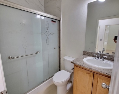 4528 Silverado Sage Avenue - Photo Thumbnail 5