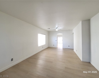 4528 Silverado Sage Avenue - Photo Thumbnail 3