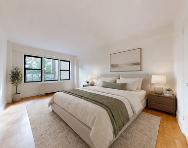 Copy of East 63rd Street - Photo Thumbnail 14