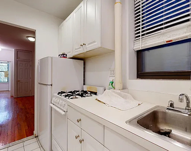 322 East 89th Street - Photo Thumbnail 7