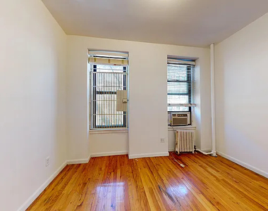 322 East 89th Street - Photo Thumbnail 4