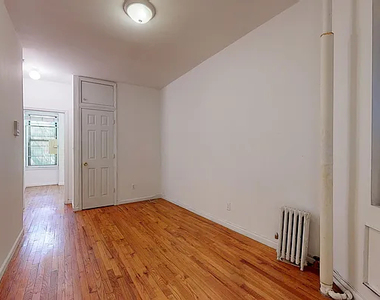 322 East 89th Street - Photo Thumbnail 5