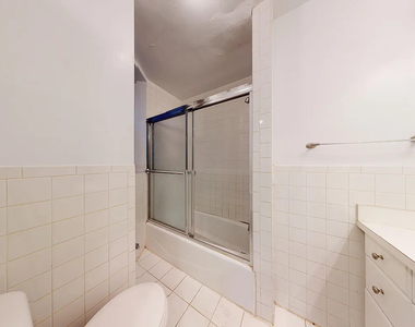 322 East 89th Street - Photo Thumbnail 8