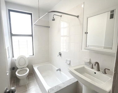 130 Ft Washington Avenue - Photo Thumbnail 4