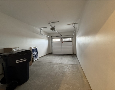 205 Erie Ridge Drive - Photo Thumbnail 9