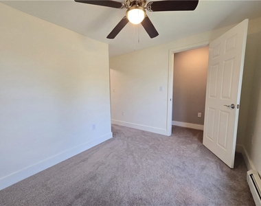 236 Jefferson Avenue - Photo Thumbnail 10