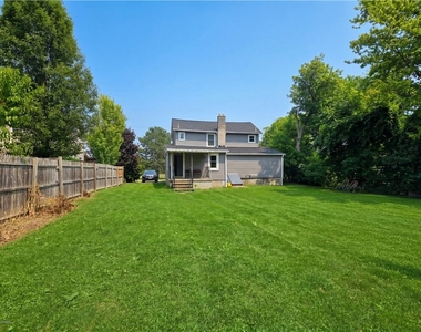 236 Jefferson Avenue - Photo Thumbnail 14