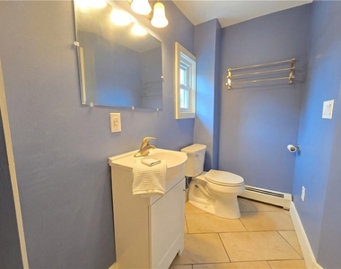 236 Jefferson Avenue - Photo Thumbnail 7