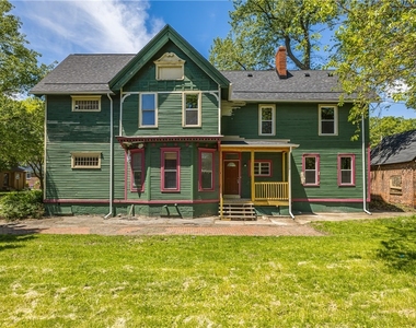 268 Lyndhurst Street - Photo Thumbnail 13