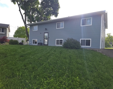 55 Agar Avenue - Photo Thumbnail 4