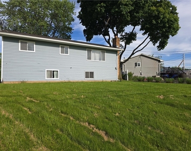 55 Agar Avenue - Photo Thumbnail 7