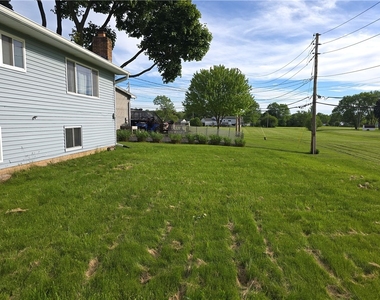 55 Agar Avenue - Photo Thumbnail 9