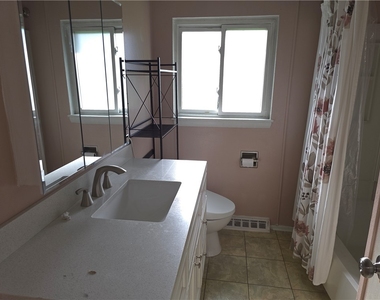 55 Agar Avenue - Photo Thumbnail 19