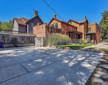 162 Allen Street - Photo Thumbnail 15