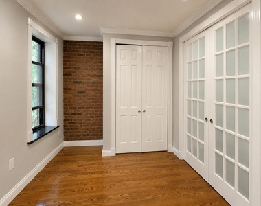 E 5th St. - Photo Thumbnail 4