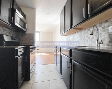 3333 Broadway - Photo Thumbnail 3