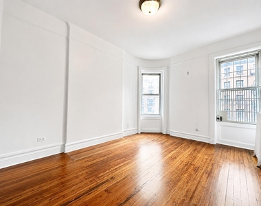 936 West End Avenue - Photo Thumbnail 1