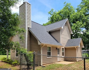 611 Leigh Court - Photo Thumbnail 11
