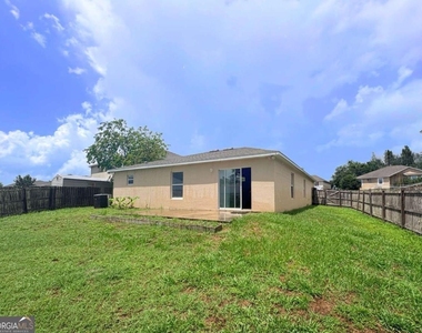 94 E Pine Bluff Boulevard - Photo Thumbnail 28