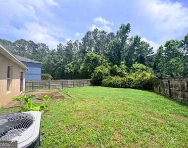 94 E Pine Bluff Boulevard - Photo Thumbnail 30