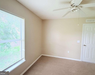 94 E Pine Bluff Boulevard - Photo Thumbnail 22